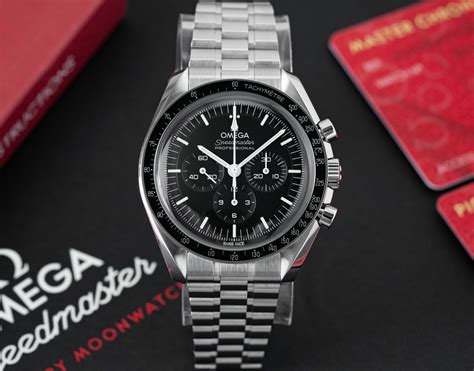 rolex Omega Speedmaster review